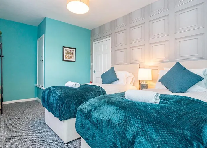 Oswalds House With Free Parking Ideal For Contractors And Families