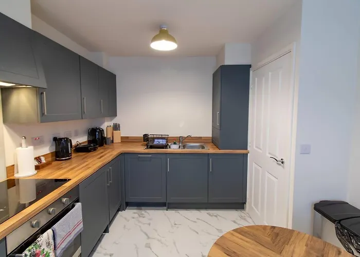 Modern Comfortable House - Pass The Keys