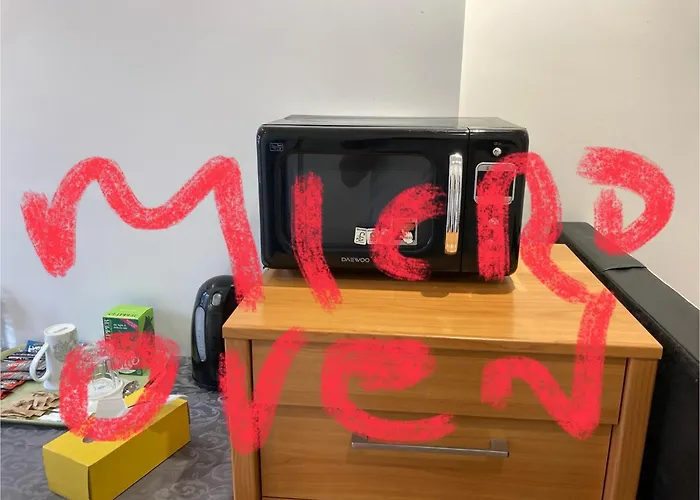 Room To Stay 9 Ilfracombe Avenue Newcastle Upon Tyne Ne4 8Ru